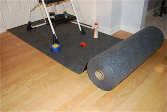 Durchsetzbare Fußbodenschutzrolle aus nicht gewebten Stoffen