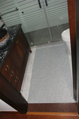 Durchsetzbare Fußbodenschutzrolle aus nicht gewebten Stoffen