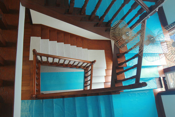 건설 현장의 표면 보호를 위한 일시적인 자속지판 보호 패드